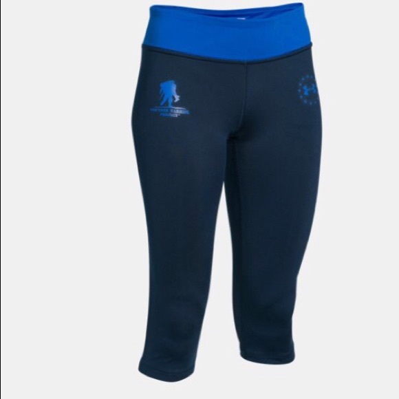 UA fitted capris - Picture 2 of 3
